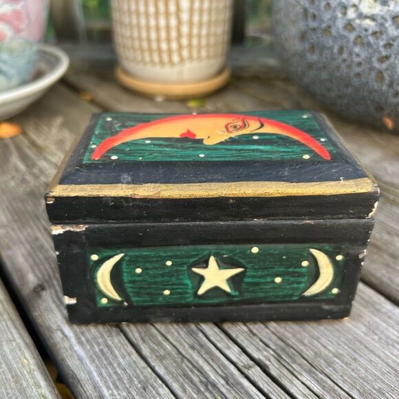 Artistic Moon Face Box Trinket Decor - Orange and Green- Whimsy Goth 90s Vintage - Picture 6 of 13